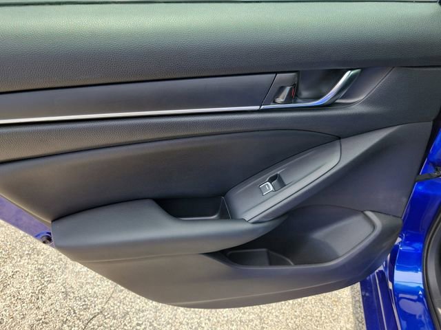 Used 2022 Honda Accord Sport image 8
