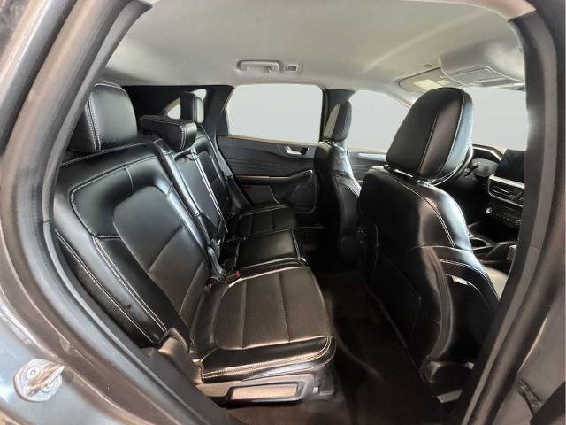 Certified 2024 Ford Escape Platinum AWD/4WD image 24