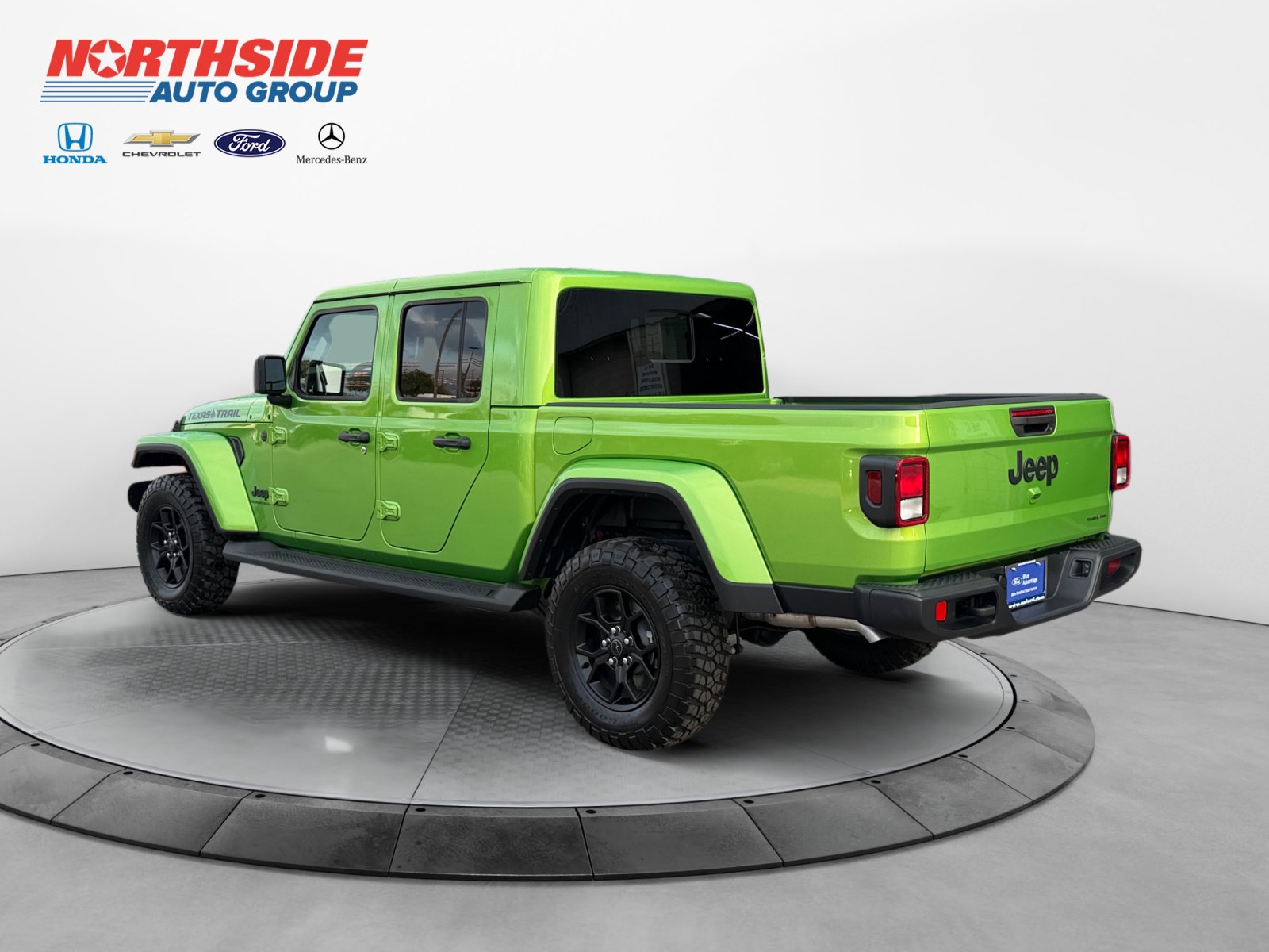 Used 2026 Jeep Gladiator Sport AWD/4WD image 5