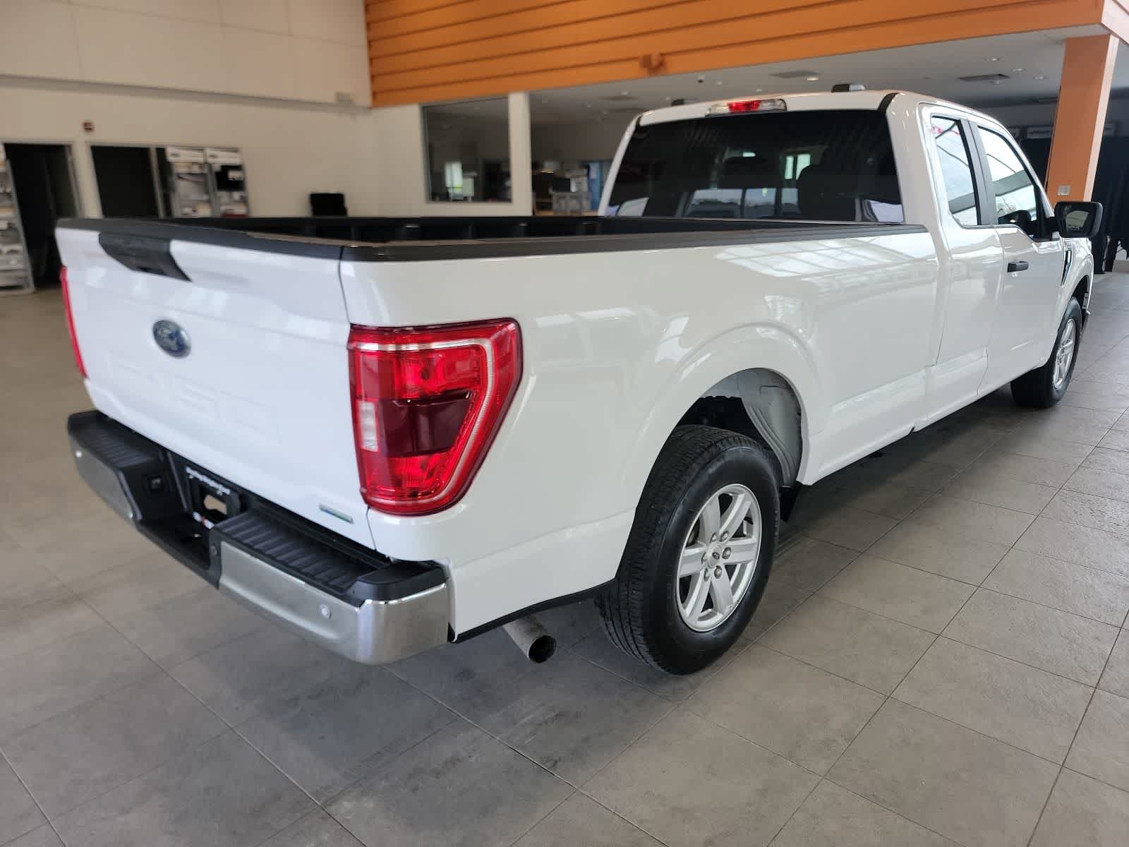 Certified 2021 Ford F150 XLT RWD image 8