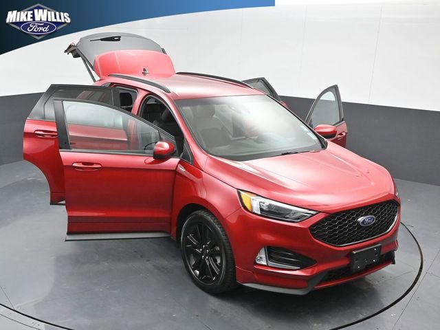 Certified 2022 Ford Edge ST-Line w/ Class II Trailer Tow Package image 25