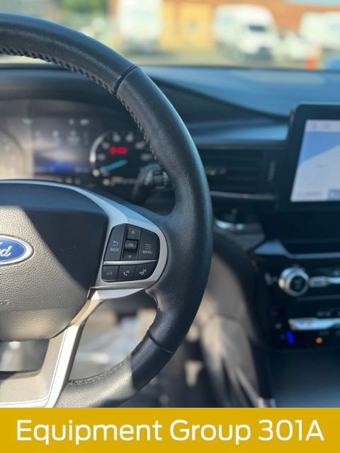 Certified 2023 Ford Explorer Limited w/ Equipment Group 301A AWD/4WD image 17