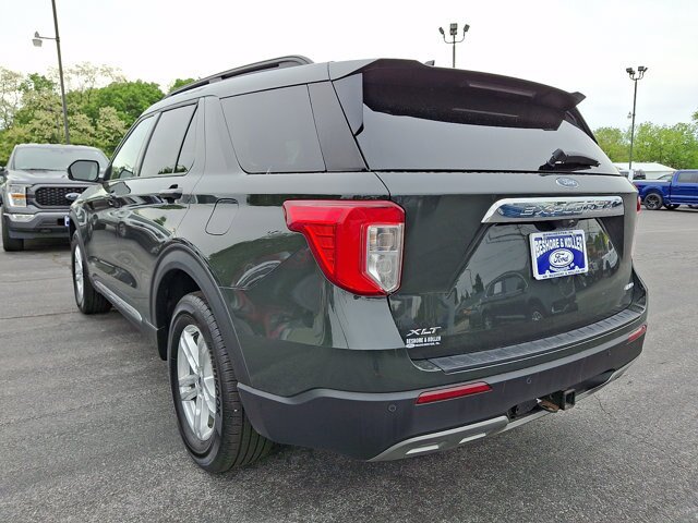 Certified 2023 Ford Explorer XLT w/ Equipment Group 202A AWD/4WD image 5