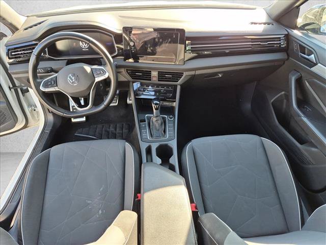 Used 2025 Volkswagen Jetta Sport FWD image 10