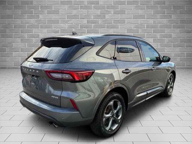 Certified 2023 Ford Escape ST-Line w/ Tech Pack #1 AWD/4WD image 6