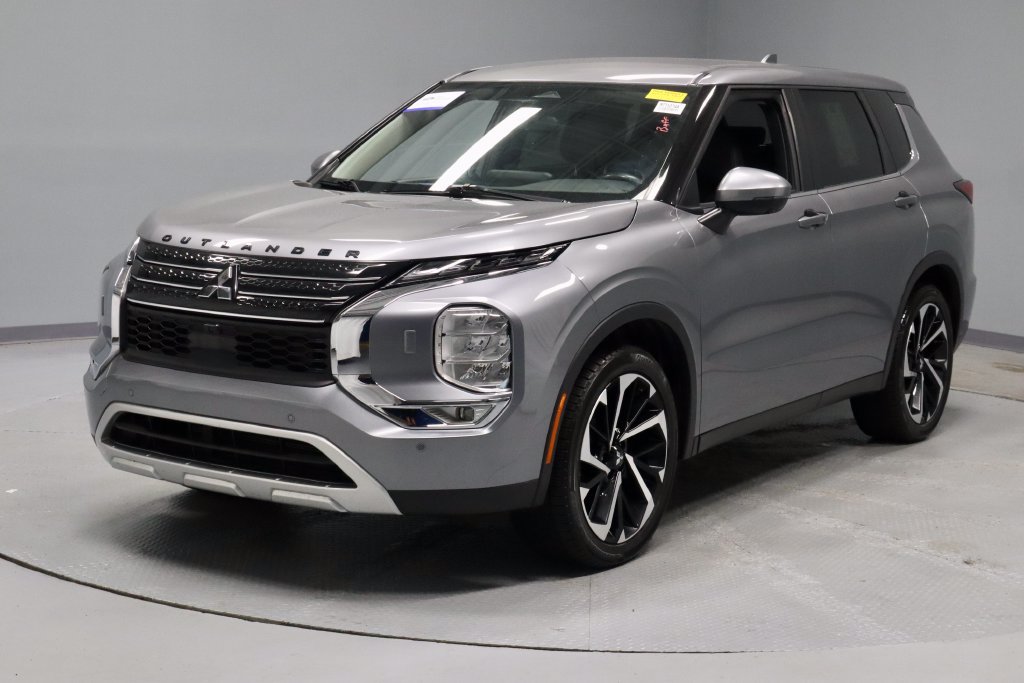 Used 2022 Mitsubishi Outlander SE AWD/4WD image 8