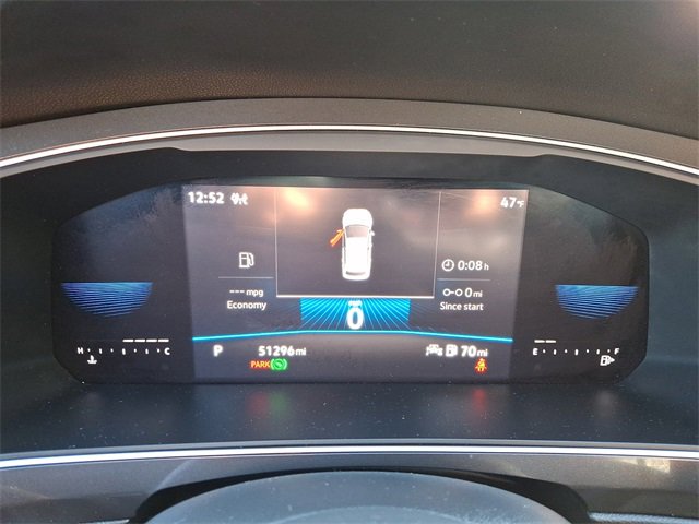 Used 2022 Volkswagen Tiguan SE R-Line image 21