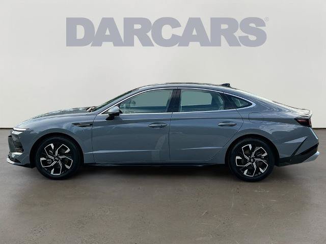 Used 2025 Hyundai Sonata SEL FWD image 4