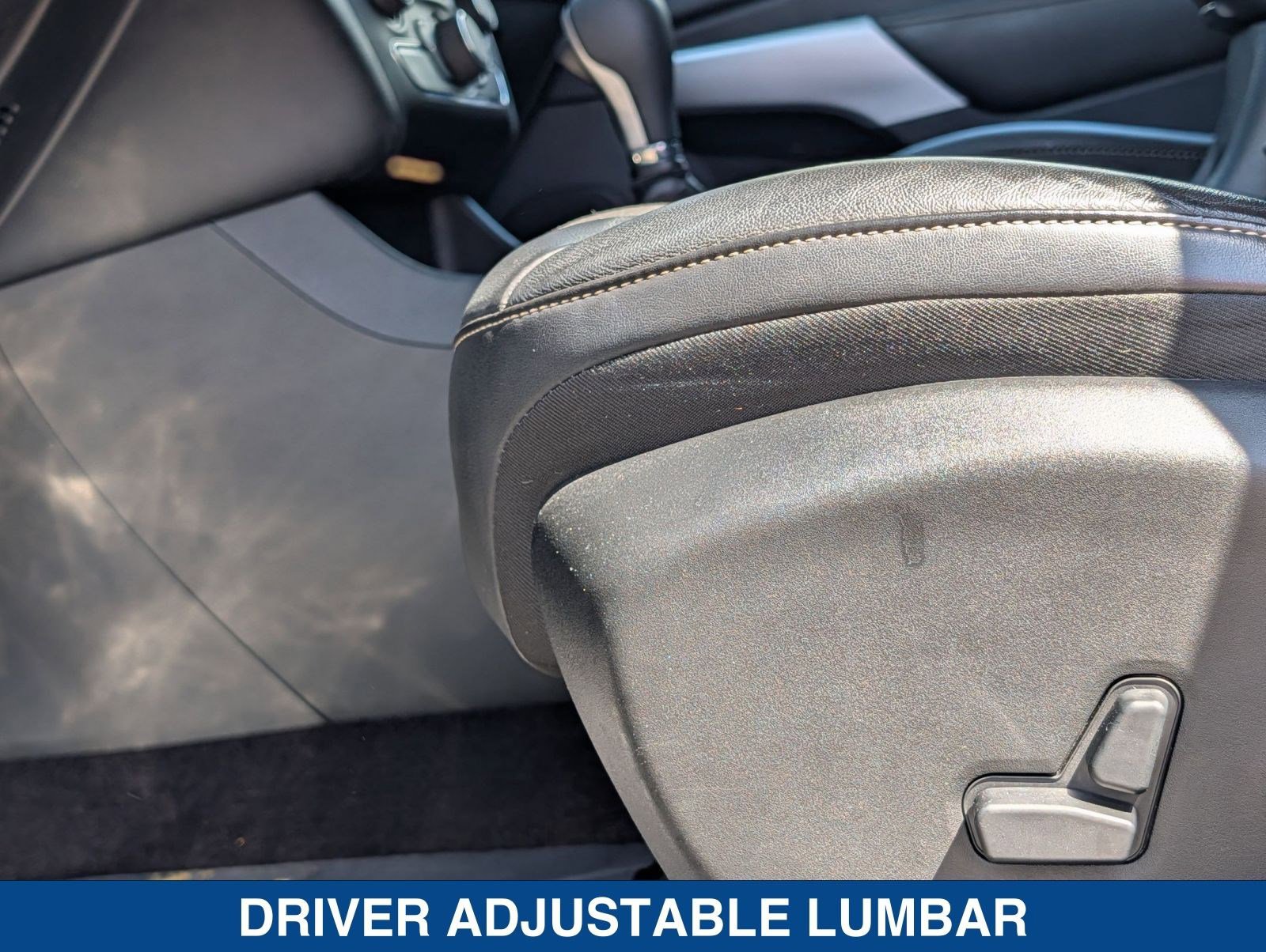 Used 2018 Jeep Cherokee Latitude Plus image 20