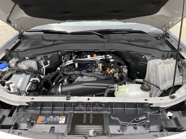 Certified 2025 Ford Explorer Active AWD/4WD image 11