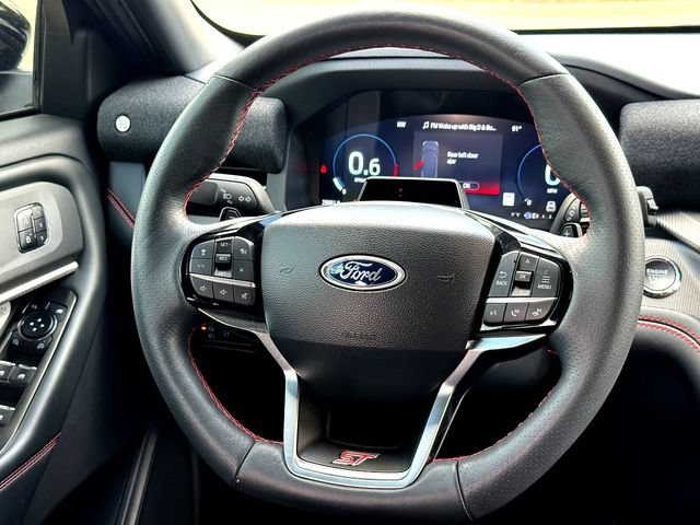 Certified 2025 Ford Explorer ST AWD/4WD image 27