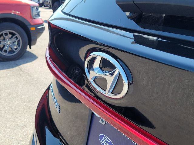 Used 2023 Hyundai Santa Fe SEL w/ Premium Package FWD image 9