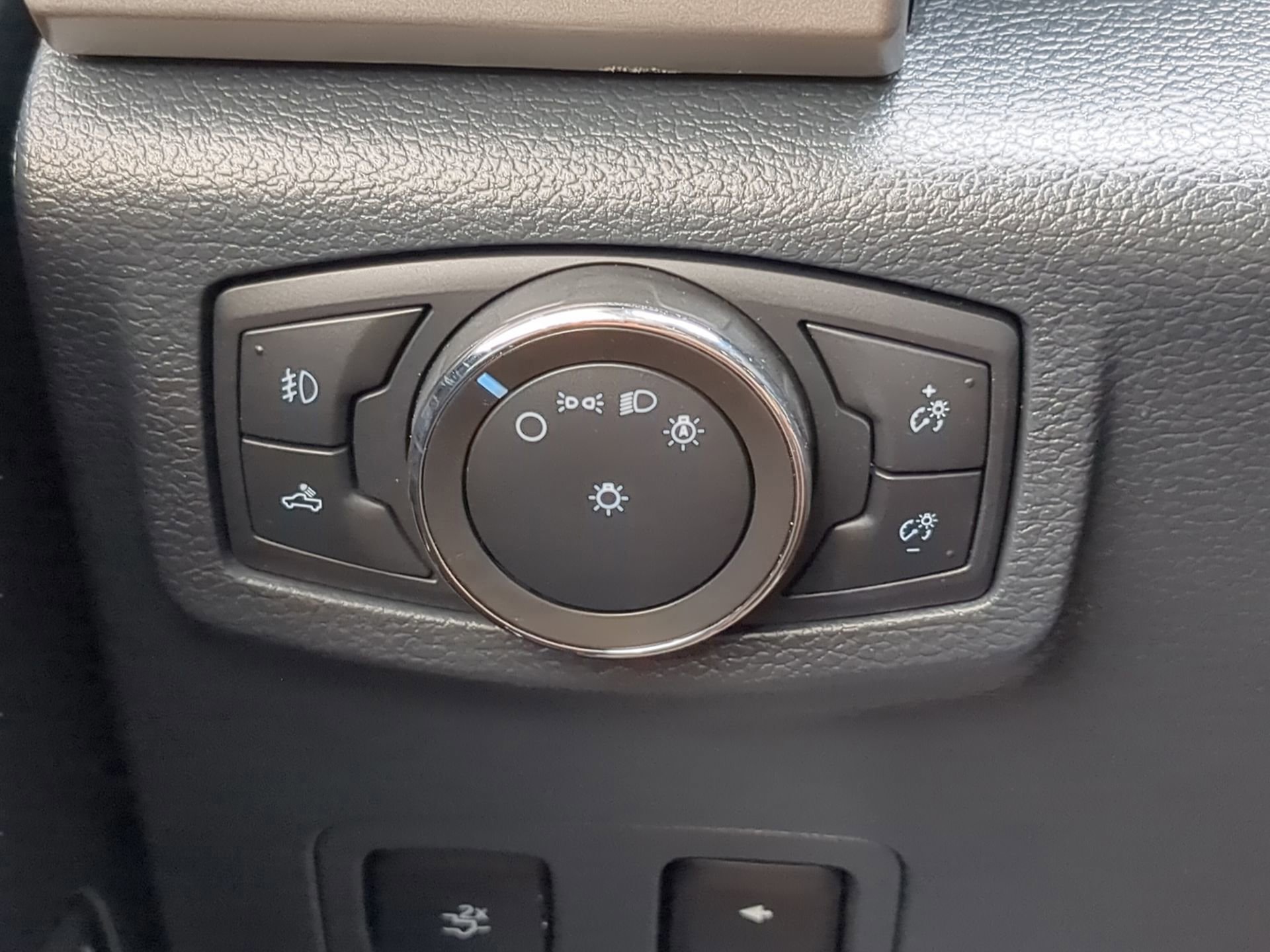 Certified 2022 Ford F350 Lariat w/ Lariat Ultimate Package image 57