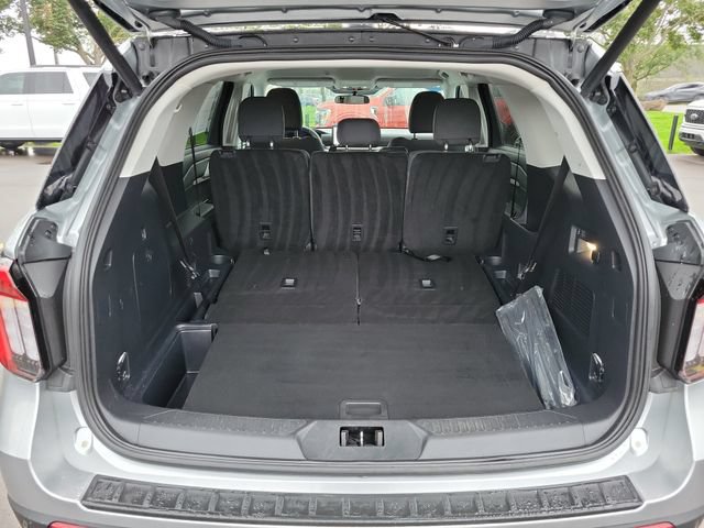 Certified 2025 Ford Explorer Active AWD/4WD image 31
