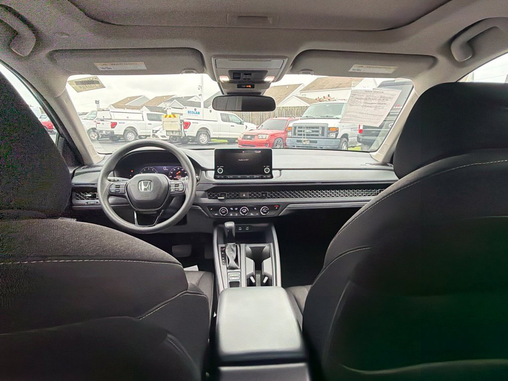 Used 2024 Honda Accord EX image 25