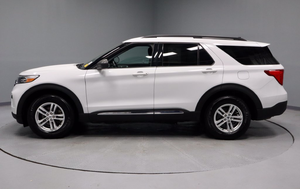 Certified 2022 Ford Explorer XLT AWD/4WD image 9