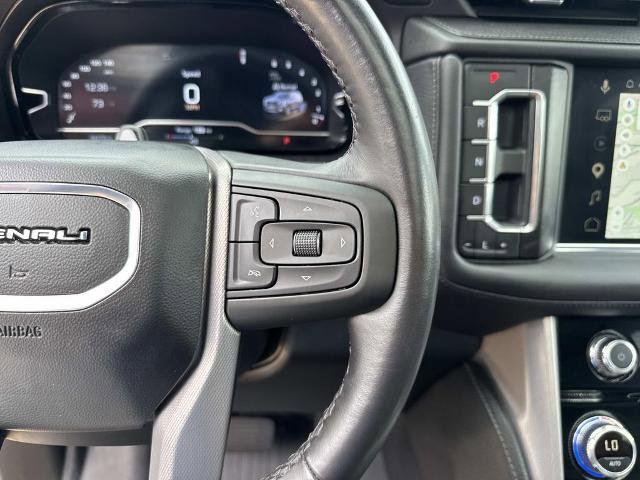 Used 2024 GMC Yukon XL Denali w/ Denali Reserve Package RWD image 27