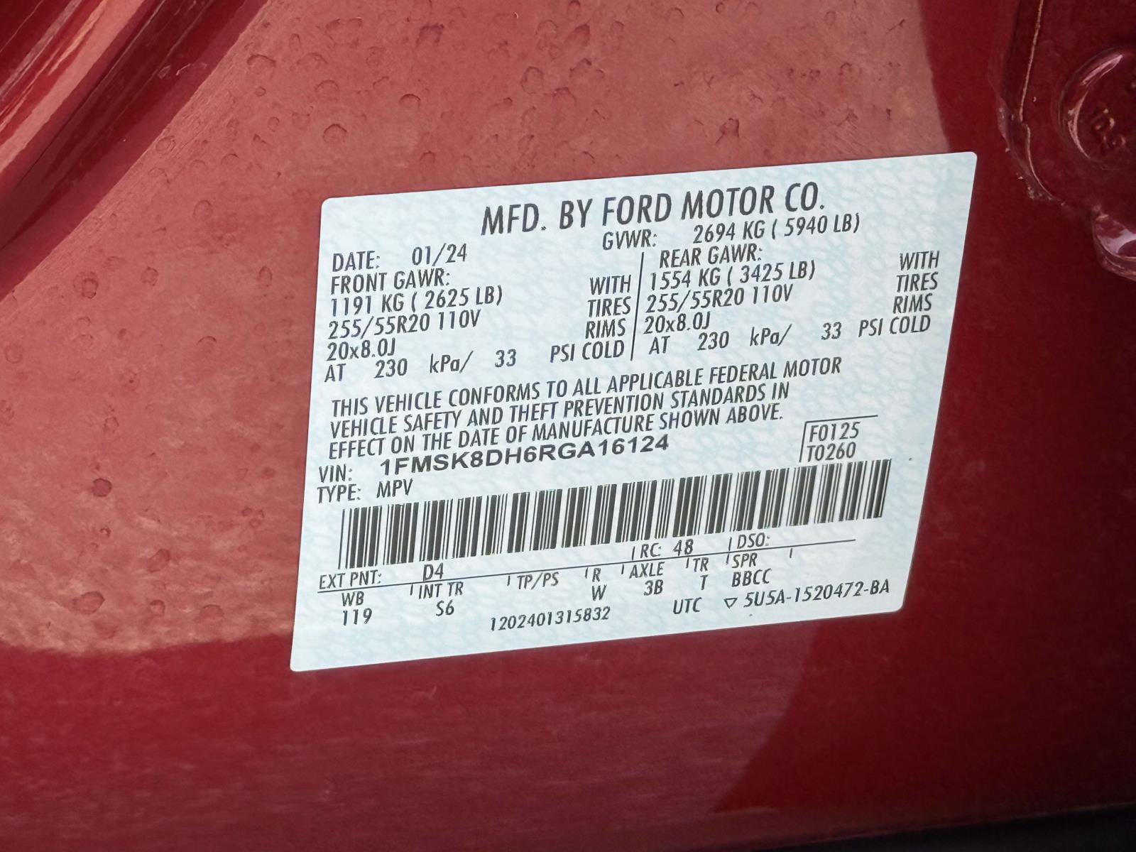 Certified 2024 Ford Explorer XLT w/ Equipment Group 202A AWD/4WD image 31