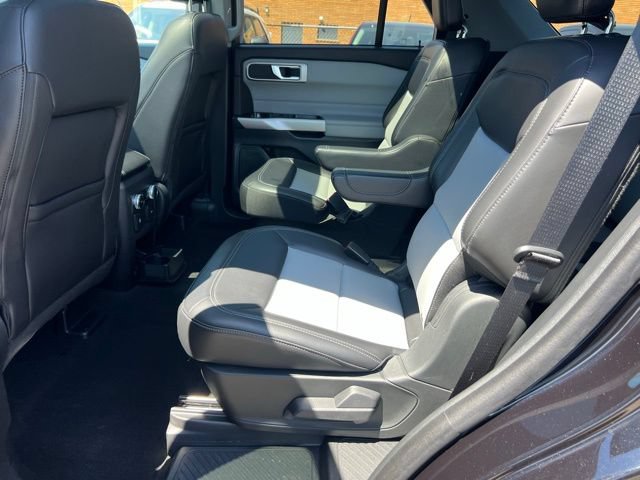 Certified 2024 Ford Explorer XLT w/ Equipment Group 202A AWD/4WD image 22