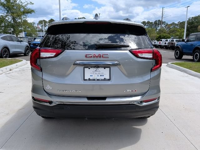 Used 2023 GMC Terrain AT4 AWD/4WD image 13