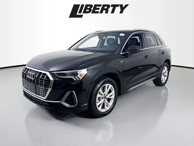 Used 2024 Audi Q3 2.0T Premium image 3