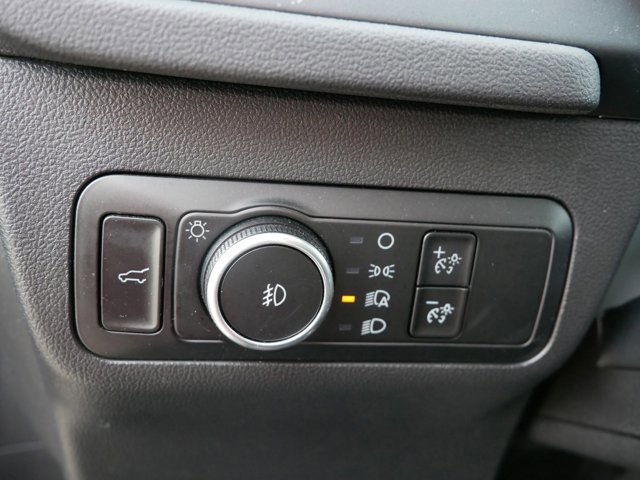 Certified 2025 Ford Escape Platinum AWD/4WD image 15