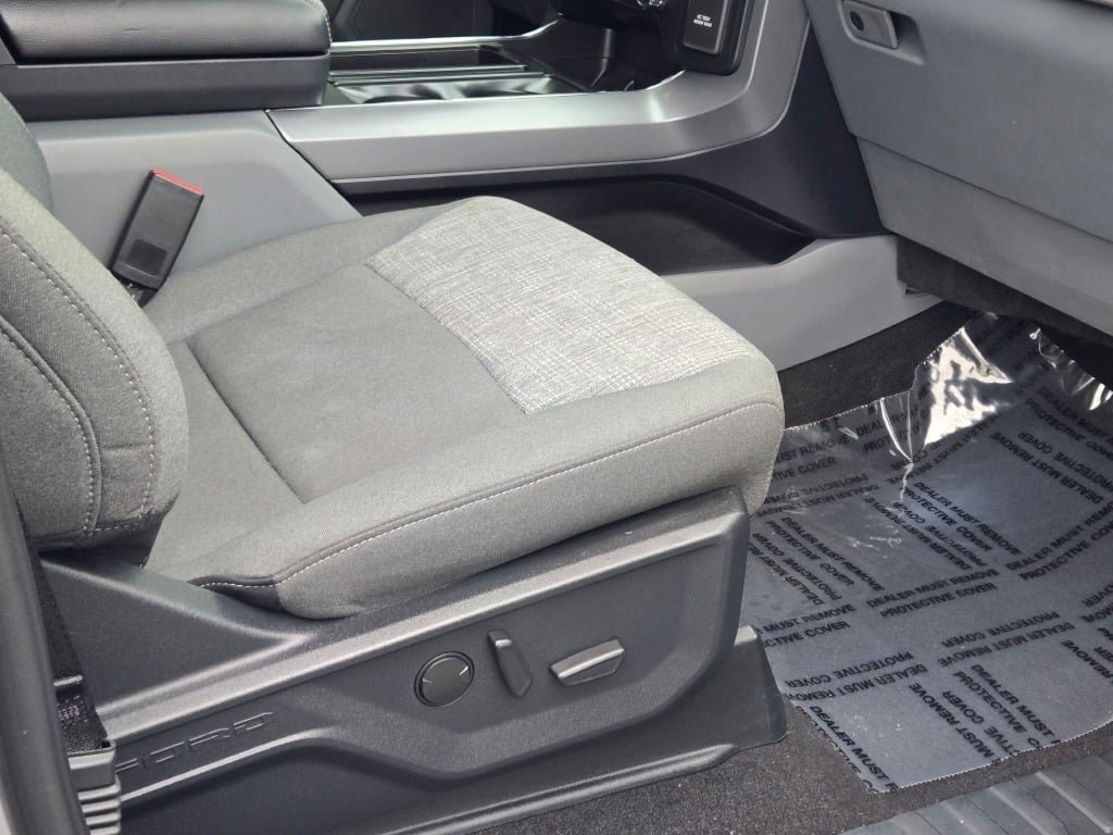 Certified 2022 Ford F150 XLT w/ Equipment Group 302A High image 9