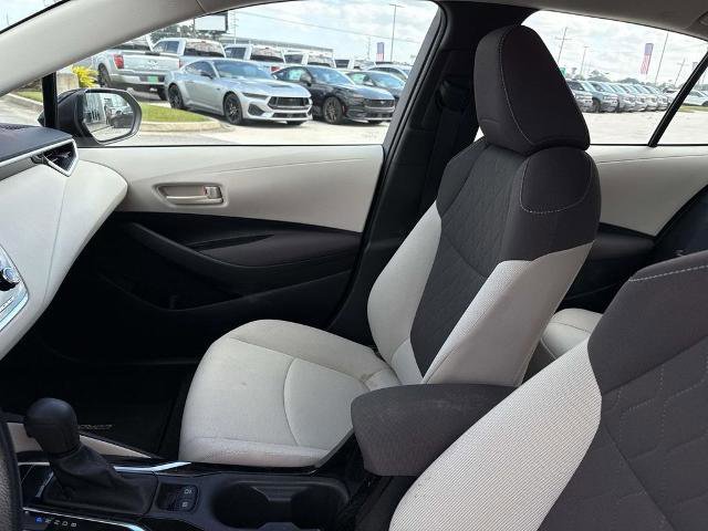 Used 2022 Toyota Corolla LE image 15