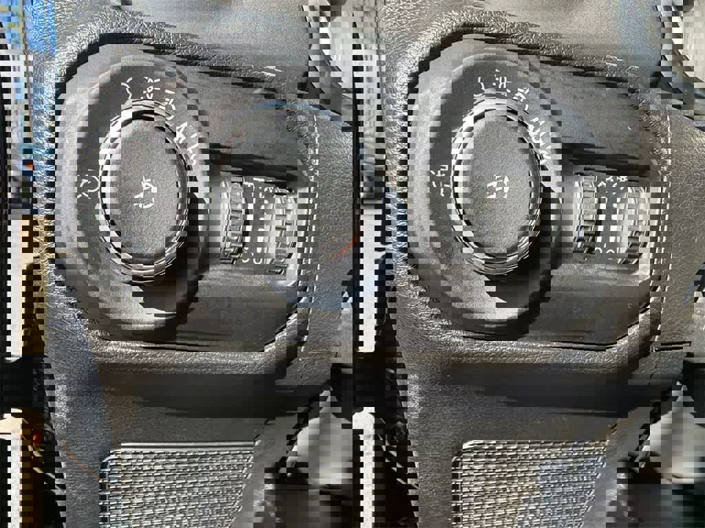 Used 2022 Jeep Wrangler Unlimited Sport image 32