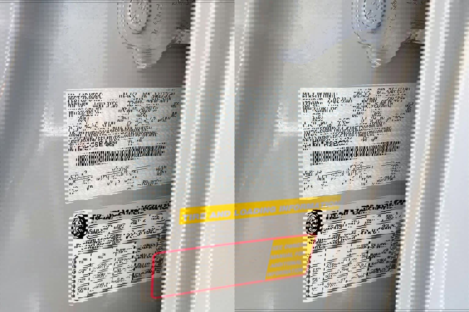 Certified 2025 Ford Expedition Active image 33