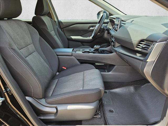 Used 2025 Nissan Rogue SV FWD image 20