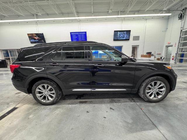 Certified 2023 Ford Explorer XLT w/ Equipment Group 202A AWD/4WD image 5