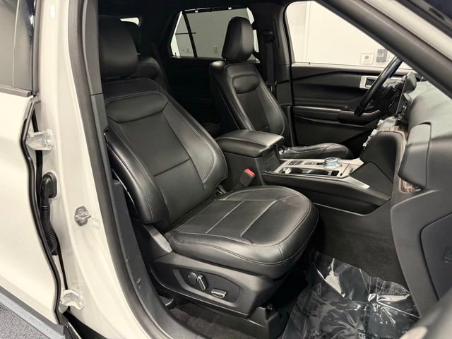 Certified 2020 Ford Explorer Limited w/ Class III Trailer Tow Package RWD image 44