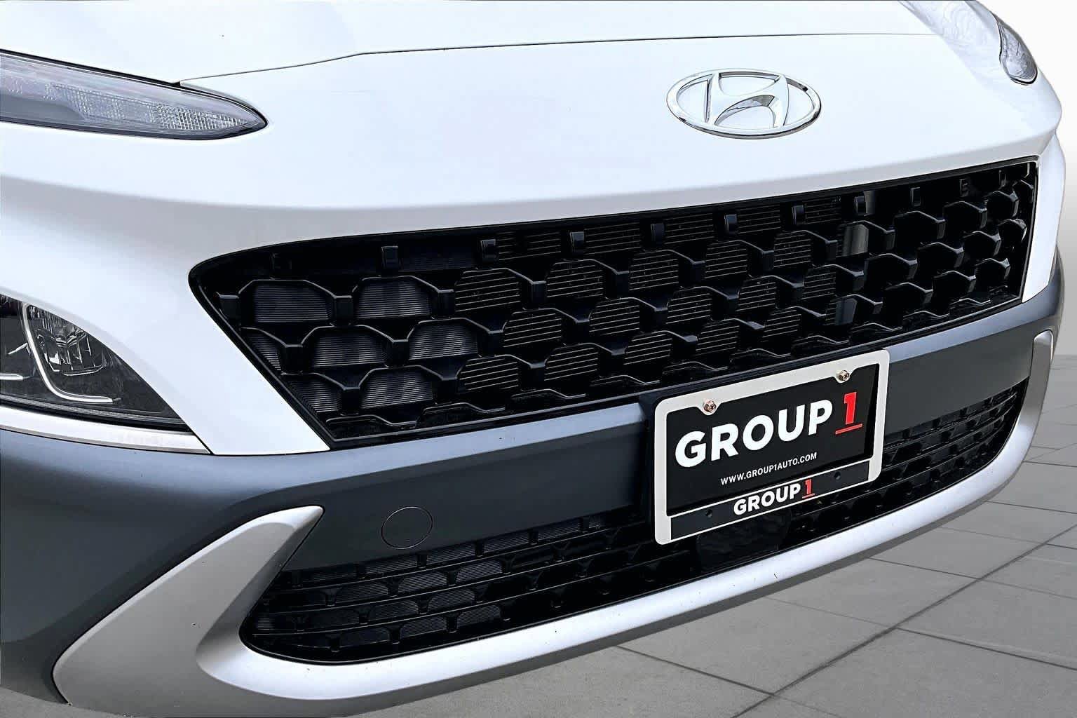 Used 2022 Hyundai Kona Limited AWD/4WD image 32