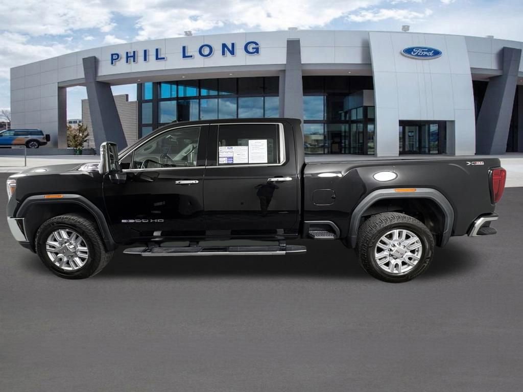 Used 2022 GMC Sierra 3500 SLT w/ SLT Premium Package image 2