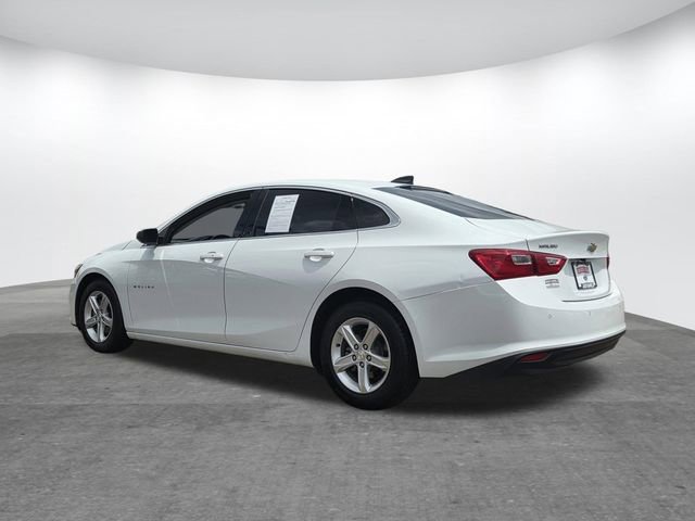 Used 2022 Chevrolet Malibu LS w/ Driver Confidence Package II FWD image 4