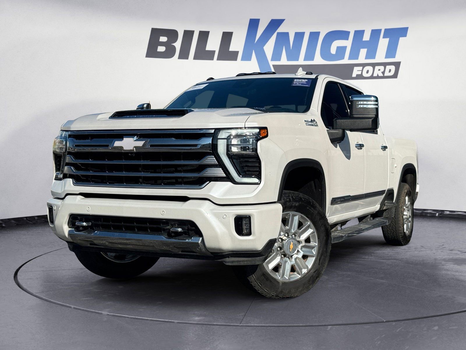 Used 2025 Chevrolet Silverado 3500 High Country w/ High Country Premium Package image 1