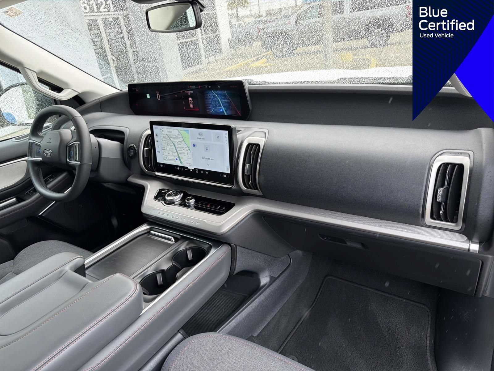 Certified 2025 Ford Expedition Active AWD/4WD image 17