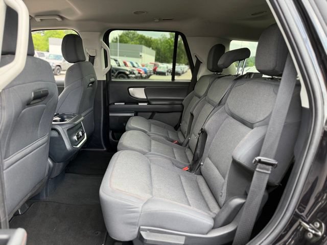 Certified 2025 Ford Expedition Active AWD/4WD image 16