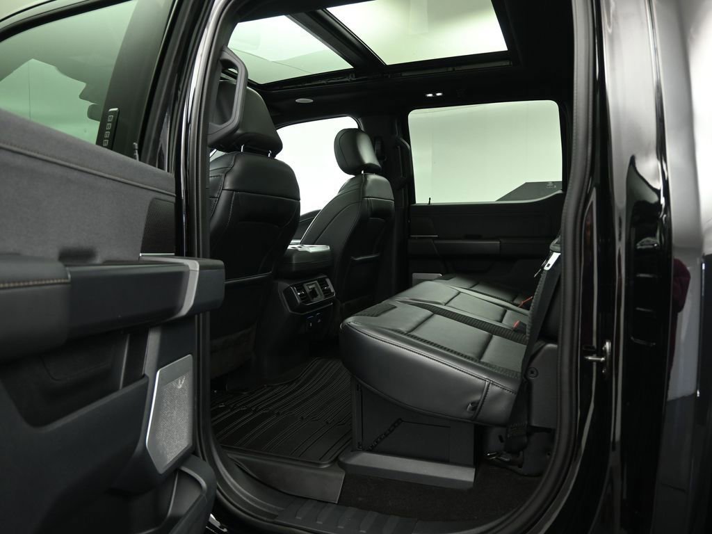 Certified 2022 Ford F150 Raptor w/ Equipment Group 801A High image 43