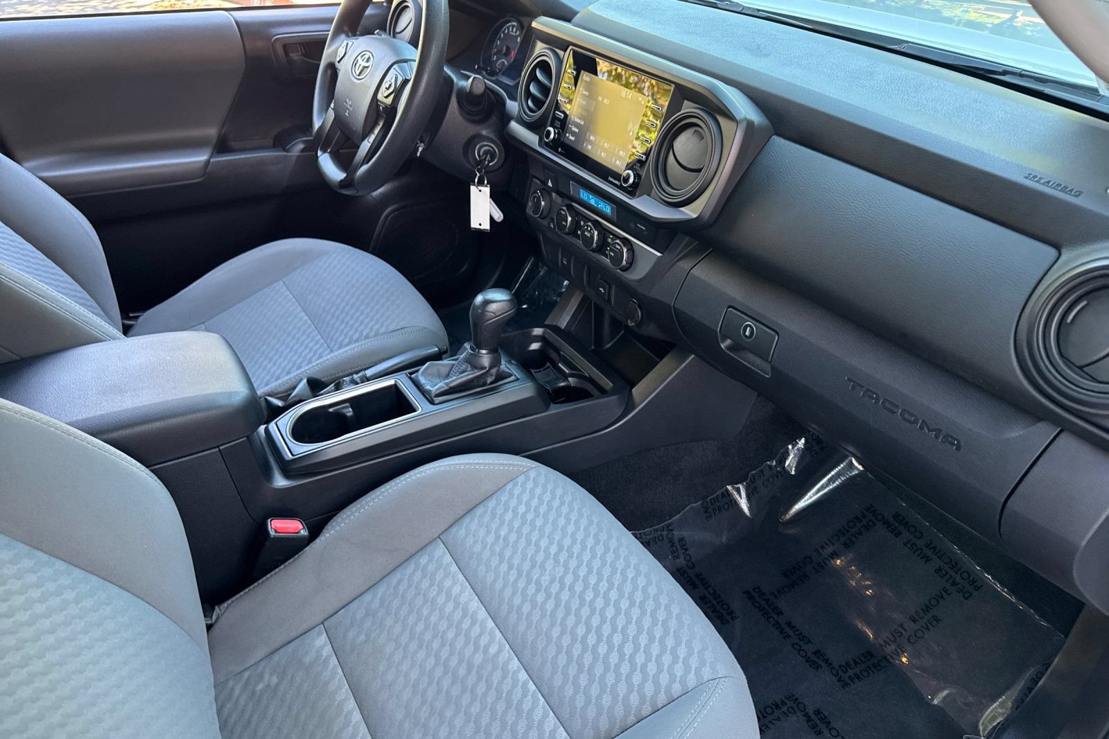Used 2022 Toyota Tacoma SR AWD/4WD image 15