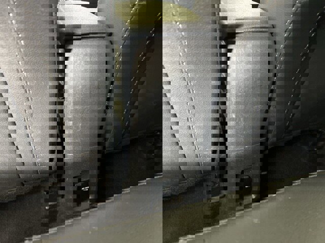 Certified 2021 Ford EcoSport SES w/ Interior Protection Package image 13