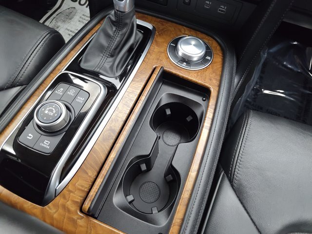 Used 2024 Nissan Armada SL w/ Captain's Chairs Package AWD/4WD image 30