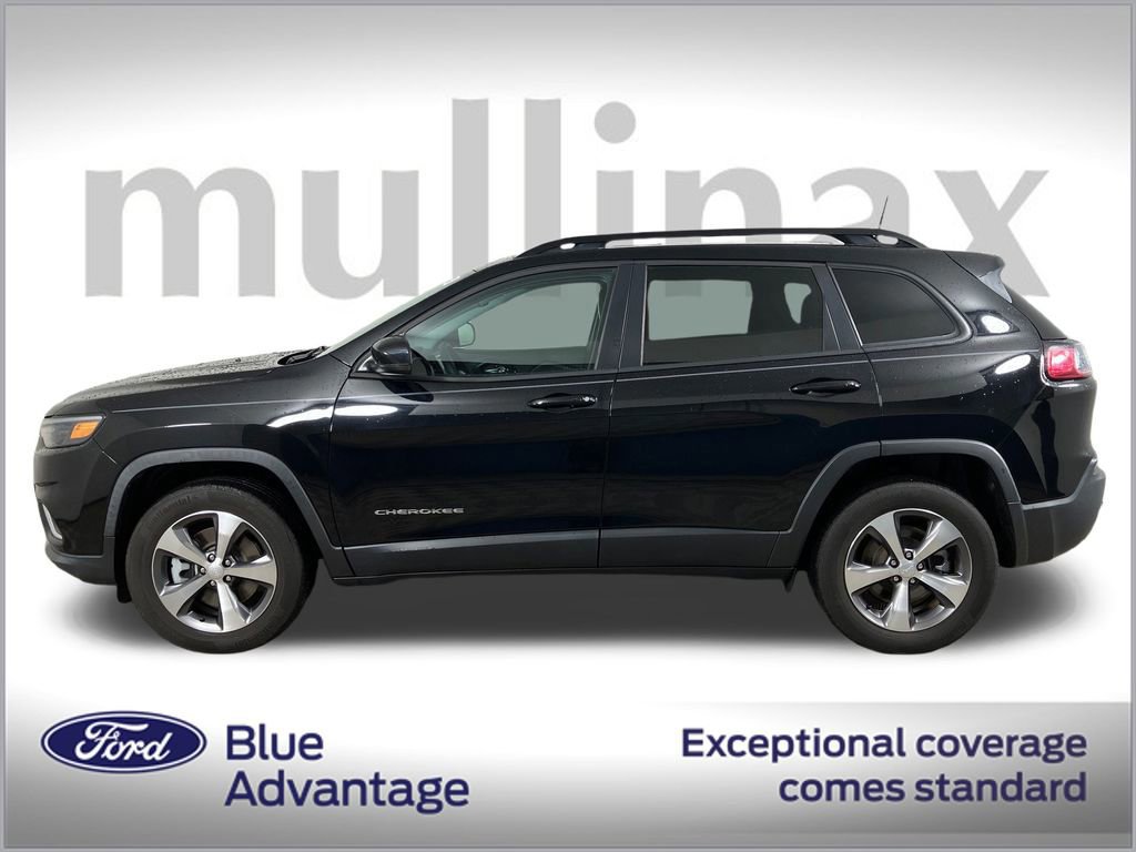 Used 2022 Jeep Cherokee Limited image 2