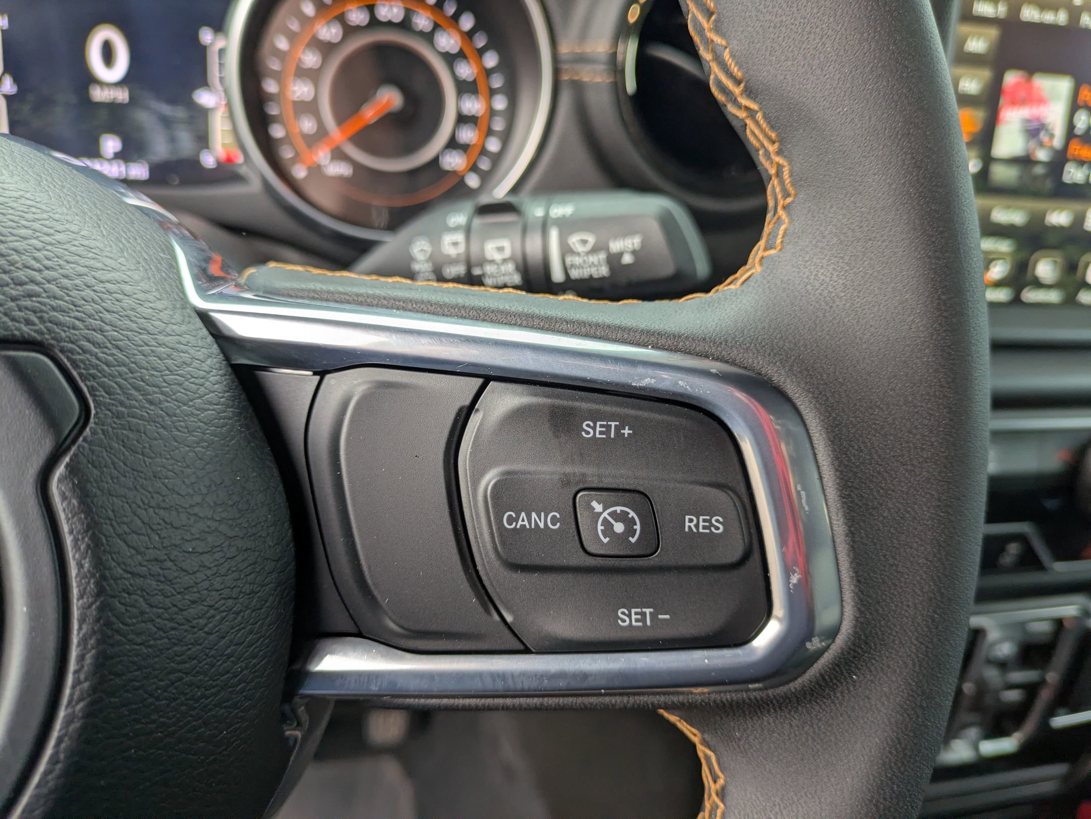 Used 2023 Jeep Wrangler Unlimited Sahara AWD/4WD image 19