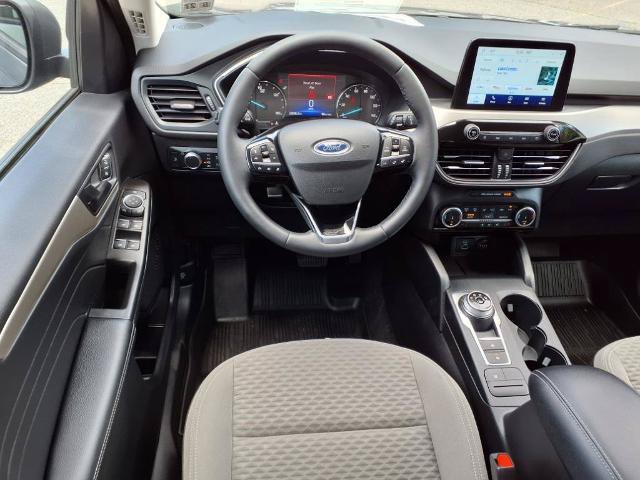 Certified 2022 Ford Escape SE w/ Cold Weather Package AWD/4WD image 9