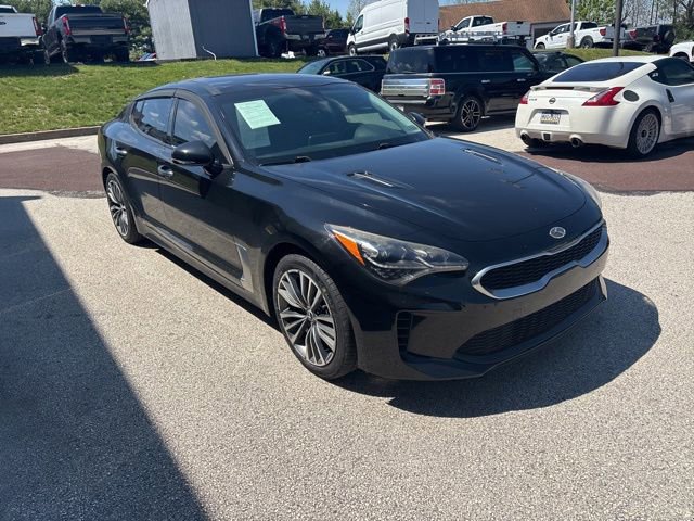 Used 2018 Kia Stinger Premium AWD/4WD image 16