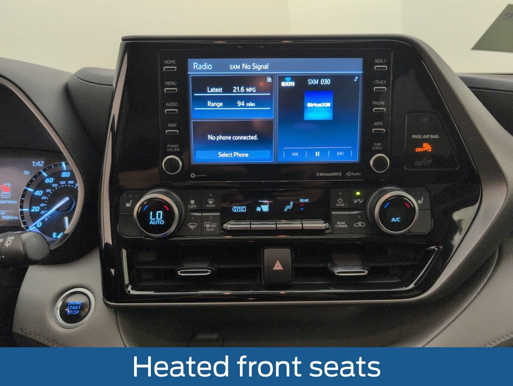 Used 2021 Toyota Highlander XLE FWD image 28