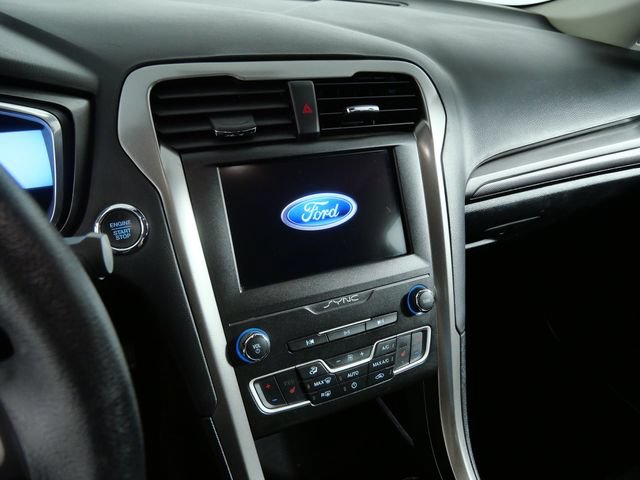 Certified 2020 Ford Fusion SE AWD/4WD image 20