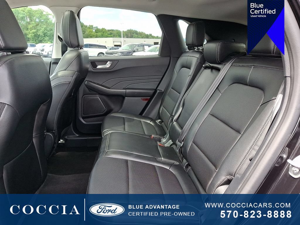 Certified 2022 Ford Escape SEL w/ Technology Package AWD/4WD image 10